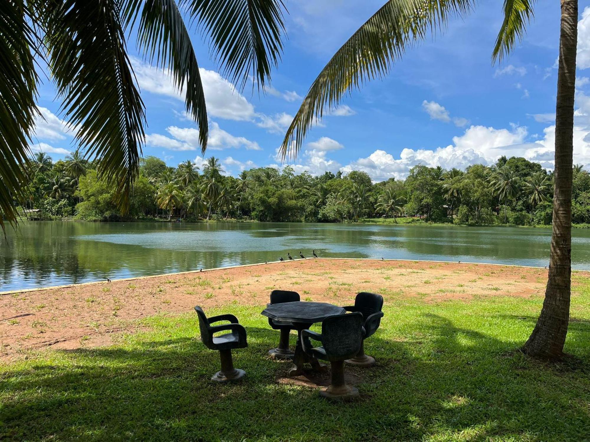 Yonan River Face Safari Resort Удавалаве Экстерьер фото